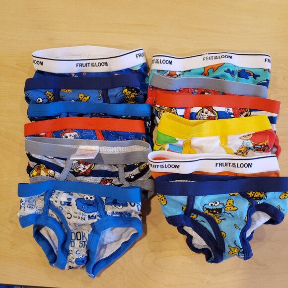 Toddler boys size 2t lot - Picture 4 of 4